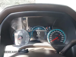 2019 GMC Sierra 2500HD Denali with VIN 1GT12SEY8KF139611, listed as a IAAI auction lot 41641028 with 69,776 mi miles. Bid and sale history available at carsss.com. Image 7.