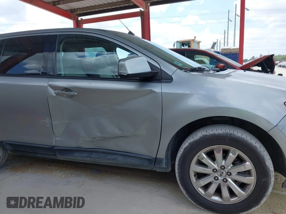 2007 Ford Edge SEL PLUS with VIN 2FMDK39C77BA88124, listed as a IAAI auction lot 41918814 with 106,134 mi miles. Bid and sale history available at carsss.com. Image 12.