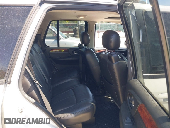 2008 GMC Envoy Denali with VIN 1GKET63M482171059, listed as a IAAI auction lot 42109163 with 173,415 mi miles. Bid and sale history available at carsss.com. Image 8.