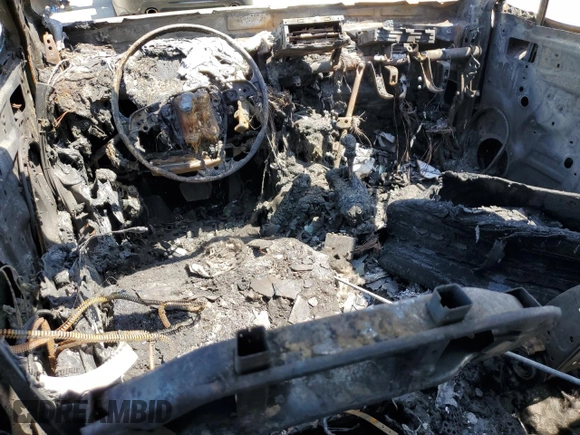 2023 Toyota RAV4 XLE Premium z VIN 2T3A1RFV4PW389370, wystawiony jako Copart lot #55143995 z przebiegiem Nie podano mil oraz Nie do naprawy • Non repairable. Historia ofert i sprzedaży dostępna na DreamBid. Obrazek 8.