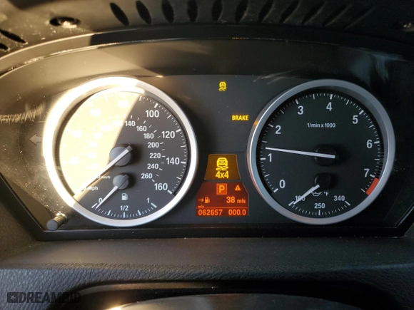 2012 BMW X6 50i with VIN 5UXFG8C54CLZ97288, listed as a Copart auction lot 81231764 with 62,657 mi miles and Salvage Title. Bid and sale history available at carsss.com. Image 9.