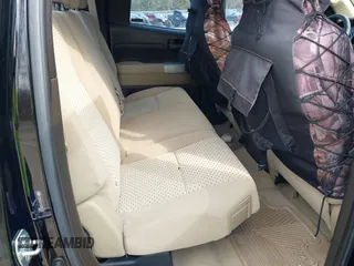 2007 Toyota Tundra SR5 z VIN 5TFBT54117X005726, wystawiony jako IAAI lot #42105716 z przebiegiem 84 828 mil mil oraz . Historia ofert i sprzedaży dostępna na DreamBid. Obrazek 8.