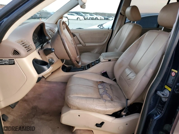 2001 Mercedes-Benz M-Class with VIN 4JGAB72E41A257282, listed as a Copart auction lot 82562194 with 149,689 mi miles and Non Repairable. Bid and sale history available at carsss.com. Image 7.