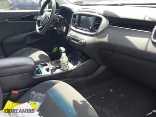 2019 Kia Sorento S V6 with VIN 5XYPGDA59KG508363, listed as a IAAI auction lot 41937863 with 52,308 mi miles. Bid and sale history available at carsss.com. Image 5.
