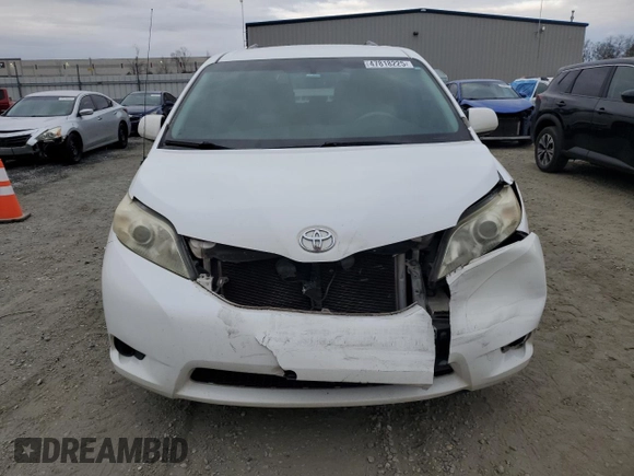 2012 Toyota Sienna LE AAS with VIN 5TDKK3DC1CS224663, listed as a Copart auction lot 47818225 with 214,883 mi miles and Clean Title. Bid and sale history available at carsss.com. Image 5.
