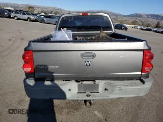 2006 Dodge Dakota ST with VIN 1D7HE28K26S626657, listed as a Copart auction lot 88314565 with 186,690 mi miles and Salvage Title. Bid and sale history available at carsss.com. Image 6.
