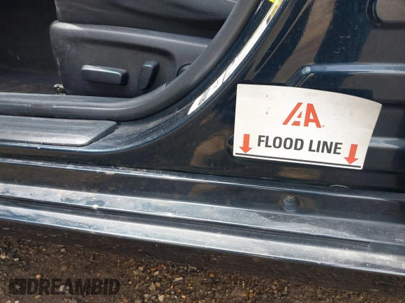 2016 Toyota Camry XLE with VIN 4T4BF1FK6GR528023, listed as a IAAI auction lot 42037556 with 181,314 mi miles and . Bid and sale history available at DreamBid. Image 6.