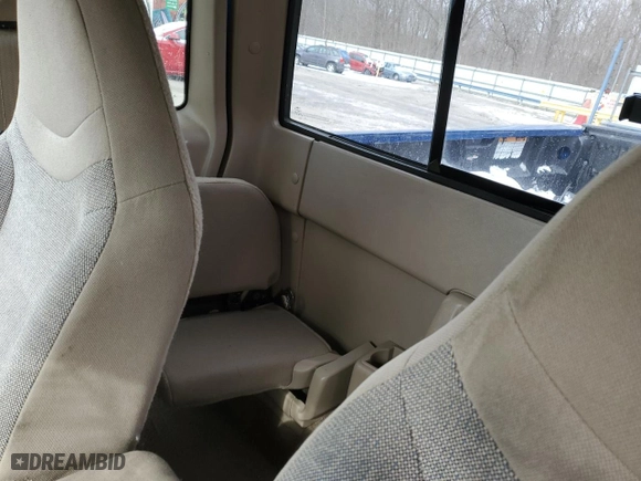 2001 Ford Ranger XL Fleet with VIN 1FTZR15U61TA24074, listed as a Copart auction lot 46030785 with 79,989 mi miles and Salvage Title. Bid and sale history available at carsss.com. Image 10.