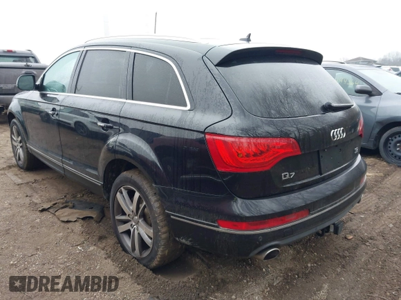 2015 Audi Q7 Prestige with VIN WA1VMAFE9FD024375, listed as a IAAI auction lot 41575018 with 133,495 mi miles and . Bid and sale history available at DreamBid. Image 3.