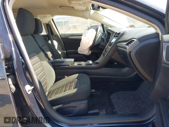 2020 Ford Fusion SE with VIN 3FA6P0LU4LR262988, listed as a IAAI auction lot 41768189 with 64,086 mi miles and . Bid and sale history available at DreamBid. Image 5.