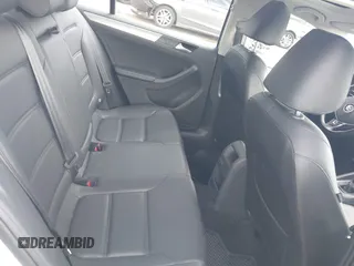 2017 Volkswagen Jetta SE с VIN 3VWDB7AJ7HM210175, выставлен на аукционе IAAI как лот 42573729 с пробегом 95 563 миль миль и . История ставок и продаж доступна на DreamBid. Изображение 8.