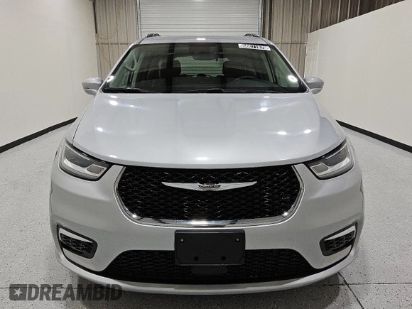 2022 Chrysler Pacifica Touring L z VIN 2C4RC1BG0NR167373, wystawiony jako Copart lot #56071675 z przebiegiem 60 107 mil mil oraz Czysty tytuł • Clean title. Historia ofert i sprzedaży dostępna na DreamBid. Obrazek 5.