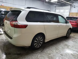 2018 Toyota Sienna XLE with VIN 5TDDZ3DC1JS205063, listed as a Copart auction lot 44334065 with 103,369 mi miles and Clean Title. Bid and sale history available at carsss.com. Image 3.