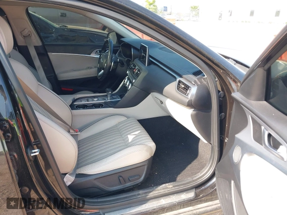 2019 Genesis G70 Advanced with VIN KMTG34LA7KU020325, listed as a IAAI auction lot 42257264 with 80,065 mi miles and . Bid and sale history available at DreamBid. Image 5.