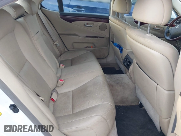 2009 Lexus LS 460 с VIN JTHCL46F095002661, выставлен на аукционе IAAI как лот 41873060 с пробегом 260 882 миль миль и . История ставок и продаж доступна на DreamBid. Изображение 8.