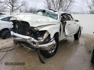 2018 Ram 2500 Laramie with VIN 3C6UR5FL4JG418670, listed as a Copart auction lot 45137684 with 0 mi miles and Salvage Title. Bid and sale history available at carsss.com. Image 1.