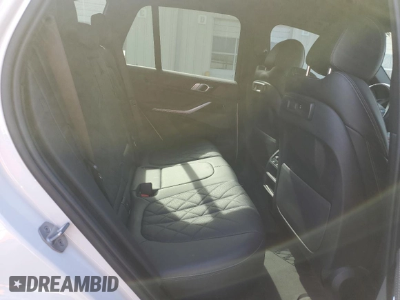 2023 BMW X5 xDrive40i with VIN 5UXCR6C04P9P97021, listed as a Copart auction lot 49247845 with 44,268 mi miles and Salvage Title. Bid and sale history available at DreamBid. Image 11.