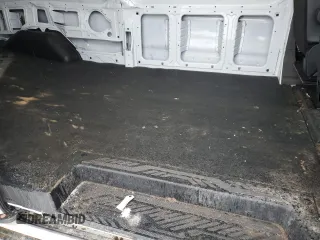 2023 Ford Transit Cargo z VIN 1FTBW3U82PKB65152, wystawiony jako Copart lot #43433405 z przebiegiem 6 128 mil mil oraz Szkoda całkowita • Salvage title. Historia ofert i sprzedaży dostępna na DreamBid. Obrazek 12.
