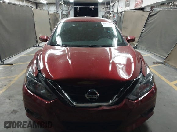 2018 Nissan Altima SR with VIN 1N4AL3AP4JC120138, listed as a IAAI auction lot 42111389 with 69,939 mi miles and . Bid and sale history available at carsss.com. Image 12.