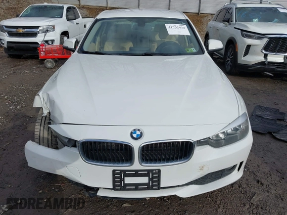 2014 BMW 3 Series 320i xDrive с VIN WBA3C3G58ENS68194, выставлен на аукционе IAAI как лот 41732422 с пробегом 103 206 миль миль и . История ставок и продаж доступна на DreamBid. Изображение 12.