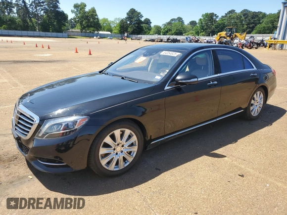 2015 Mercedes-Benz S 550 z VIN WDDUG8CB8FA132215, wystawiony jako Copart lot #54054825 z przebiegiem 41 908 mil mil oraz Szkoda całkowita • Salvage title. Historia ofert i sprzedaży dostępna na DreamBid. Obrazek 1.