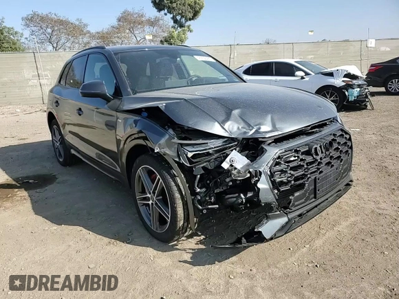 2024 Audi Q5 S line Premium Plus with VIN WA1E2AFY3R2102696, listed as a Copart auction lot 46238485 with 4,754 mi miles and Salvage title. Bid and sale history available at DreamBid. Image 11.