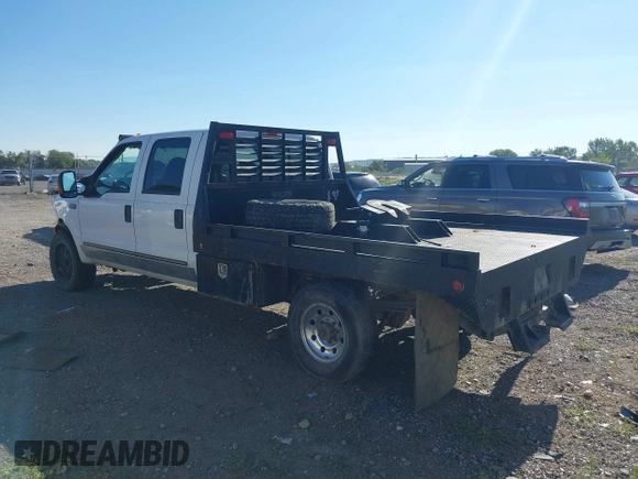 2000 Ford F-250 XL with VIN 1FTNW21S5YEA33171, listed as a IAAI auction lot 41480011 with Not provided miles and . Bid and sale history available at DreamBid. Image 3.