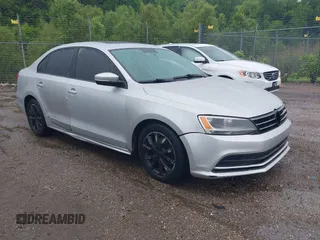 2011 Volkswagen Jetta SE z VIN 3VWDZ7AJXBM034726, wystawiony jako IAAI lot #42430198 z przebiegiem 151 165 mil mil oraz . Historia ofert i sprzedaży dostępna na DreamBid. Obrazek 1.