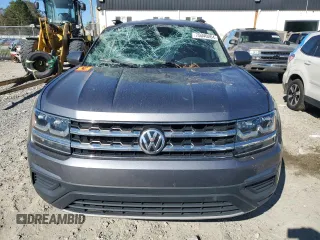 2020 Volkswagen Atlas S with VIN 1V2AP2CA9LC501633, listed as a Copart auction lot 75040264 with 104,853 mi miles and Salvage title. Bid and sale history available at DreamBid. Image 5.
