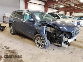 2021 Jeep Cherokee Latitude Lux with VIN 1C4PJLMX8MD177320, listed as a Copart auction lot 53457705 with 81,116 mi miles and Non repairable. Bid and sale history available at DreamBid. Image 4.
