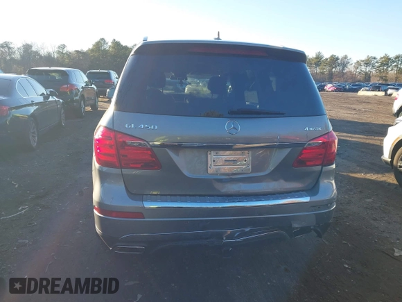 2015 Mercedes-Benz GL-Class GL 450 with VIN 4JGDF6EEXFA471143, listed as a IAAI auction lot 41062987 with 134,674 mi miles. Bid and sale history available at carsss.com. Image 16.