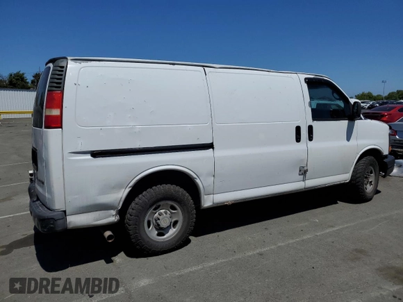 2006 Chevrolet Express Cargo с VIN 1GCGG25VX61101124, выставлен на аукционе Copart как лот 56374765 с пробегом 236 178 миль миль и Списание • Salvage title. История ставок и продаж доступна на DreamBid. Изображение 3.