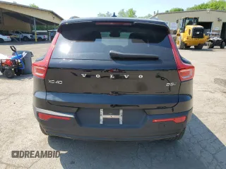 2024 Volvo XC40 Plus Dark Theme with VIN YV4L12UL0R2206363, listed as a Copart auction lot 58805295 with 4,482 mi miles and Salvage title. Bid and sale history available at DreamBid. Image 6.