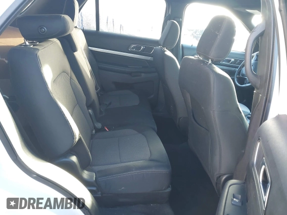 2018 Ford Explorer XLT with VIN 1FM5K8D84JGC15187, listed as a IAAI auction lot 41500359 with 100,936 mi miles and . Bid and sale history available at carsss.com. Image 8.