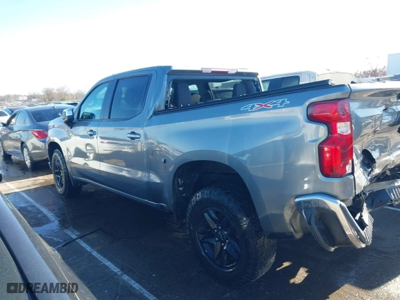 2019 Chevrolet Silverado 1500 LT with VIN 1GCUYDED7KZ335641, listed as a IAAI auction lot 41740080 with 89,922 mi miles. Bid and sale history available at carsss.com. Image 14.