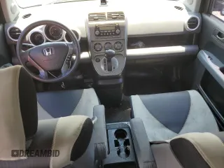 2004 Honda Element EX with VIN 5J6YH28554L012621, listed as a Copart auction lot 58205334 with 207,794 mi miles and Salvage Title. Bid and sale history available at DreamBid. Image 8.