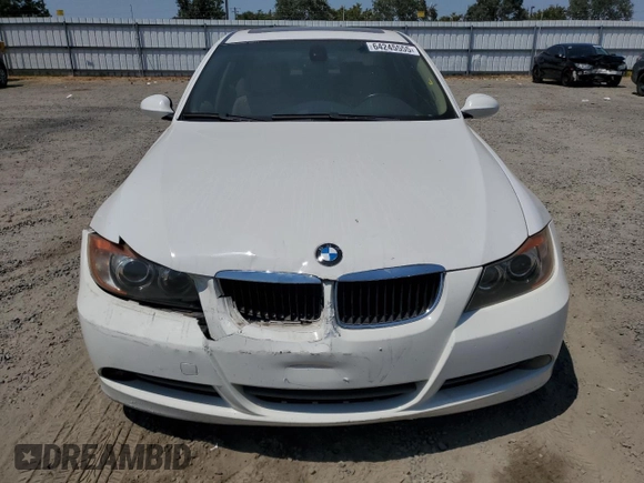 2008 BMW 3 Series 328i with VIN WBAVC53528FZ89278, listed as a Copart auction lot 64245555 with 158,265 mi miles and Salvage title. Bid and sale history available at DreamBid. Image 5.
