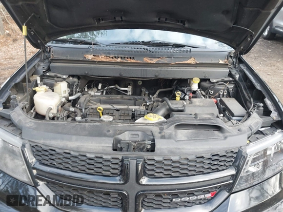2018 Dodge Journey SE with VIN 3C4PDCAB3JT381836, listed as a IAAI auction lot 41351586 with 130,996 mi miles. Bid and sale history available at carsss.com. Image 10.