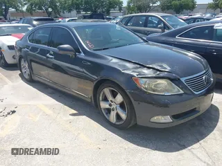 2008 Lexus LS 460 L with VIN JTHGL46F385031829, listed as a IAAI auction lot 42219797 with 162,332 mi miles and . Bid and sale history available at DreamBid. Image 1.