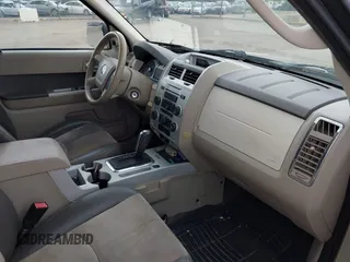 2010 Mercury Mariner Premier с VIN 4M2CN8HG6AKJ03051, выставлен на аукционе IAAI как лот 42176596 с пробегом 154 041 миль миль и . История ставок и продаж доступна на DreamBid. Изображение 5.