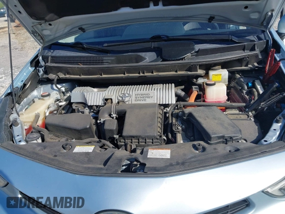 2016 Toyota Prius v Two with VIN JTDZN3EU2GJ042440, listed as a IAAI auction lot 42008316 with 160,000 mi miles. Bid and sale history available at carsss.com. Image 10.