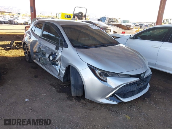 2020 Toyota Corolla Hatchback XSE with VIN JTNC4RBE7L3089336, listed as a IAAI auction lot 41320946 with 67,674 mi miles. Bid and sale history available at carsss.com. Image 1.