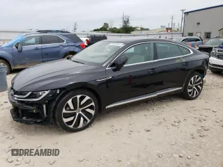 2022 Volkswagen Arteon SEL R-Line z VIN WVWAR7AN4NE010909, wystawiony jako Copart lot #58352354 z przebiegiem 17 095 mil mil oraz Nie do naprawy • Non repairable. Historia ofert i sprzedaży dostępna na DreamBid. Obrazek 1.