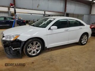 2013 Chrysler 200 LX with VIN 1C3CCBAB9DN761882, listed as a Copart auction lot 85113374 with 164,102 mi miles and Salvage Title. Bid and sale history available at carsss.com. Image 1.