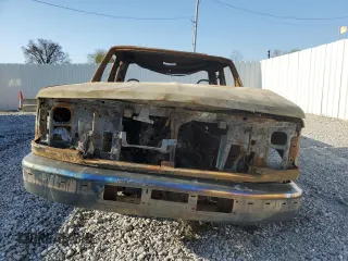 1996 Ford F-150 z VIN 1FTEX15N8TKA18735, wystawiony jako Copart lot #52289615 z przebiegiem Nie podano mil oraz Nie do naprawy • Non repairable. Historia ofert i sprzedaży dostępna na DreamBid. Obrazek 5.