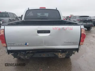 2008 Toyota Tacoma PreRunner with VIN 3TMJU62N78M064162, listed as a IAAI auction lot 41544142 with 195,525 mi miles. Bid and sale history available at carsss.com. Image 17.