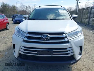 2017 Toyota Highlander XLE z VIN 5TDJZRFH4HS453655, wystawiony jako IAAI lot #41806202 z przebiegiem 152 567 mil mil oraz . Historia ofert i sprzedaży dostępna na DreamBid. Obrazek 12.