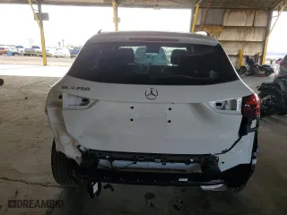 2025 Mercedes-Benz GLA with VIN W1N4N4GB8SJ653442, listed as a Copart auction lot 52631645 with 2,538 mi miles and Salvage Title. Bid and sale history available at carsss.com. Image 6.
