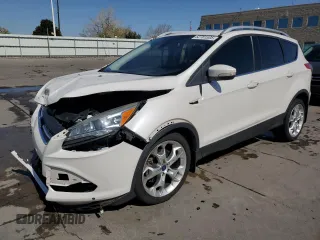 2014 Ford Escape Titanium with VIN 1FMCU9J93EUB63062, listed as a Copart auction lot 52781535 with 133,685 mi miles and Salvage Title. Bid and sale history available at carsss.com. Image 1.