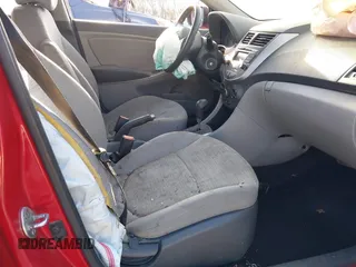 2016 Hyundai Accent SE with VIN KMHCT4AE8GU092687, listed as a IAAI auction lot 41775710 with 97,608 mi miles. Bid and sale history available at carsss.com. Image 5.